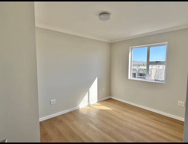 2 BEDROOM APARTMENT TO LET IN SUNNINGDALE